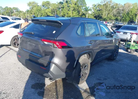 2024 Toyota Rav4 Xle z USA, uszkodzony, nr VIN 2T3W1RFV6RW352040